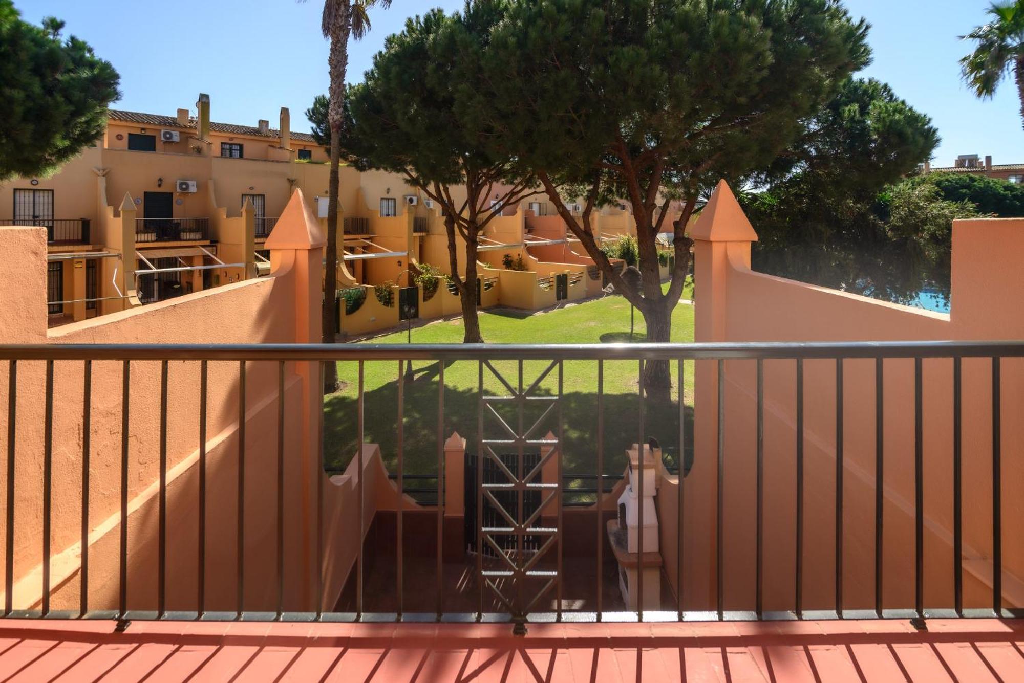 Adosado con jardín y piscina en Chiclana Barrosa-Sancti Petri Vila Novo Sancti Petri Exterior foto